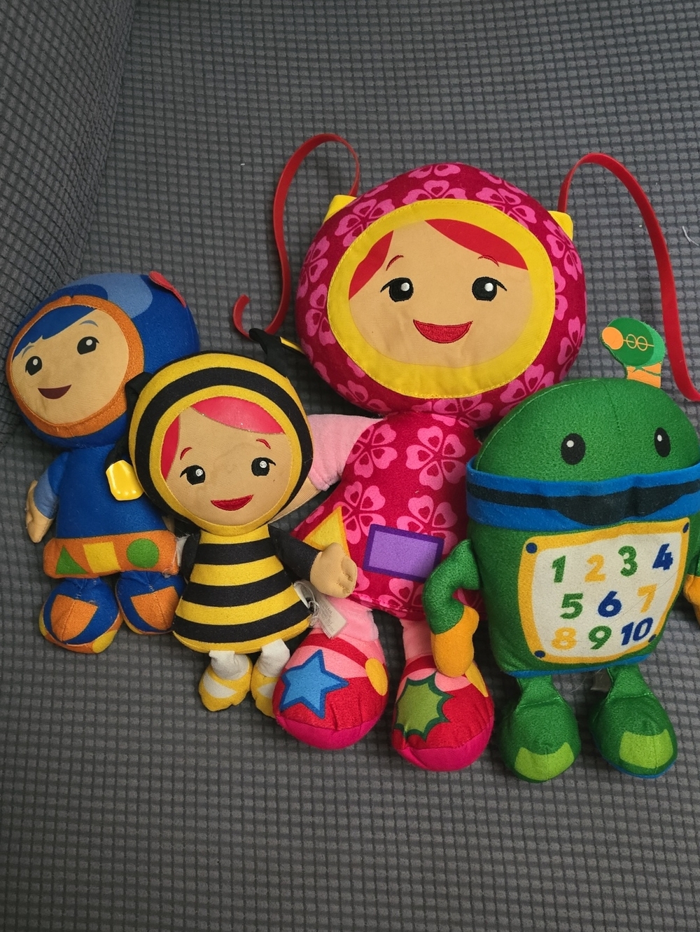 Team Umizoomi dolls